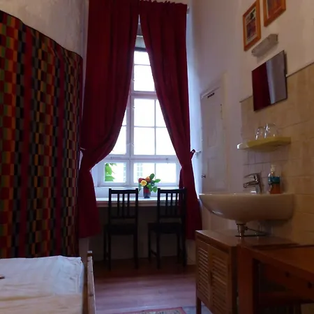 Waizenegger Am Kurfuerstendamm Πανσιόν 2*