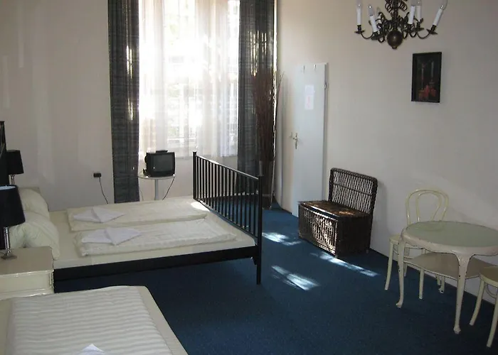 바이제넥거 암 쿠르퓌르스텐담 2* 베를린