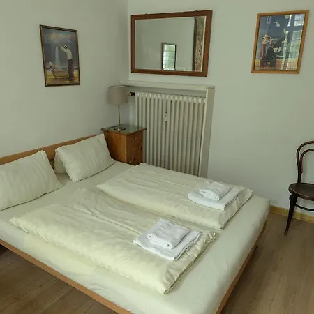 Pensionat Waizenegger Am Kurfuerstendamm 2*