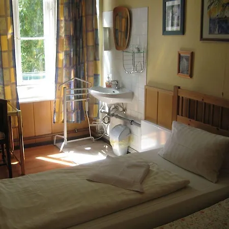 Waizenegger Am Kurfuerstendamm