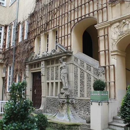 Waizenegger Am Kurfuerstendamm