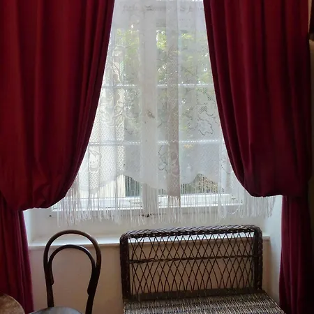 Pensionat Waizenegger Am Kurfuerstendamm 2*