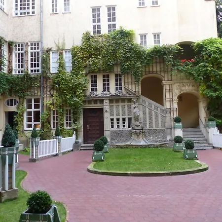 Waizenegger Am Kurfuerstendamm 2*