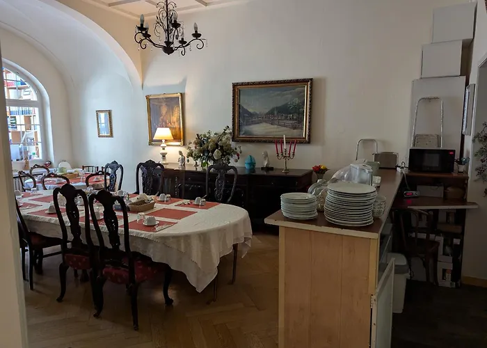 Waizenegger Am Kurfürstendamm Gasthof 2*