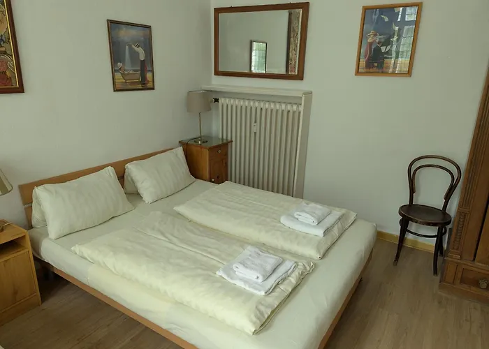 Pensión Waizenegger Am Kurfürstendamm 2*