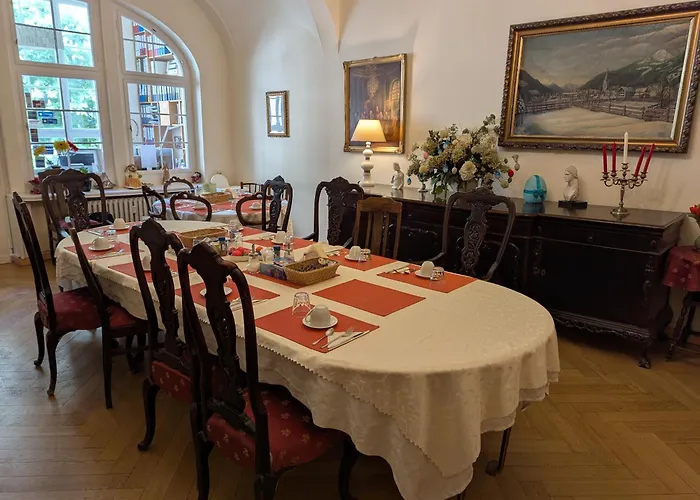 Waizenegger Am Kurfürstendamm Gasthof 2*