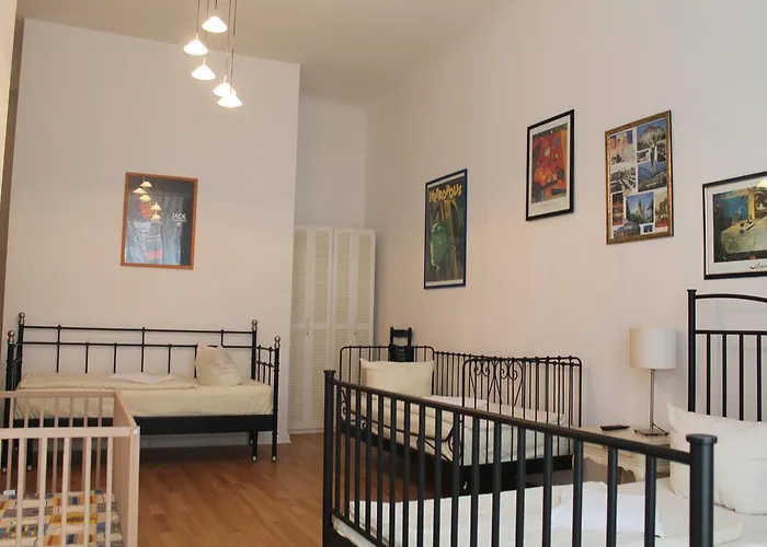 选帝侯大街瓦森格潘森酒店