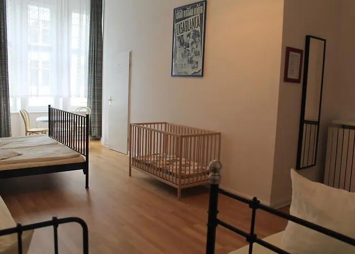 Gasthof Waizenegger Am Kurfürstendamm 2*