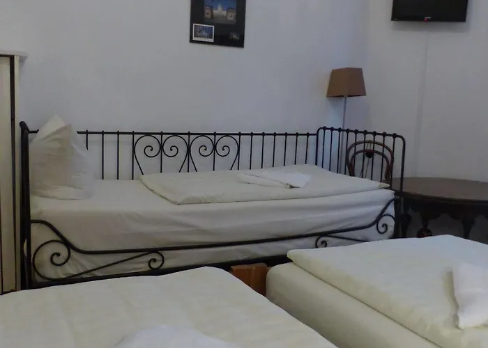 Waizenegger Am Kurfürstendamm Pensión 2*