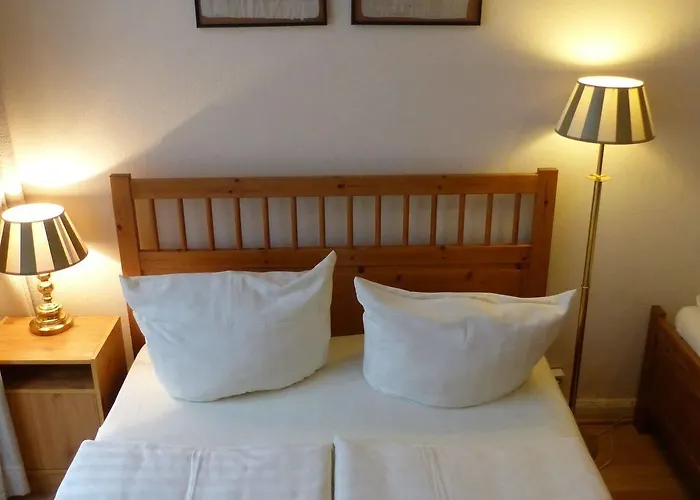 Waizenegger Am Kurfürstendamm 2*