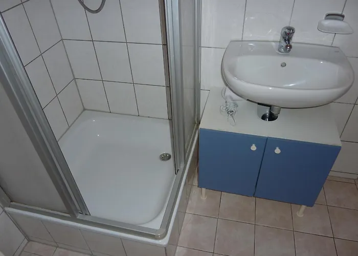 选帝侯大街瓦森格潘森酒店