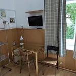 Waizenegger Am Kurfuerstendamm Berlino