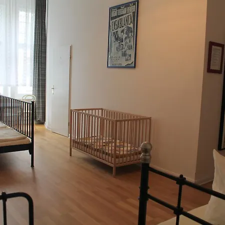 Konukevi Waizenegger Am Kurfuerstendamm 2*