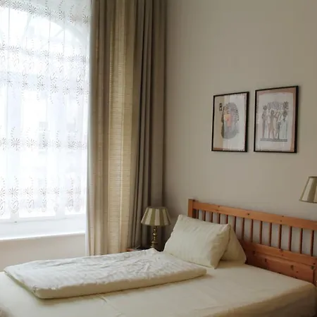 Konukevi Waizenegger Am Kurfuerstendamm 2*