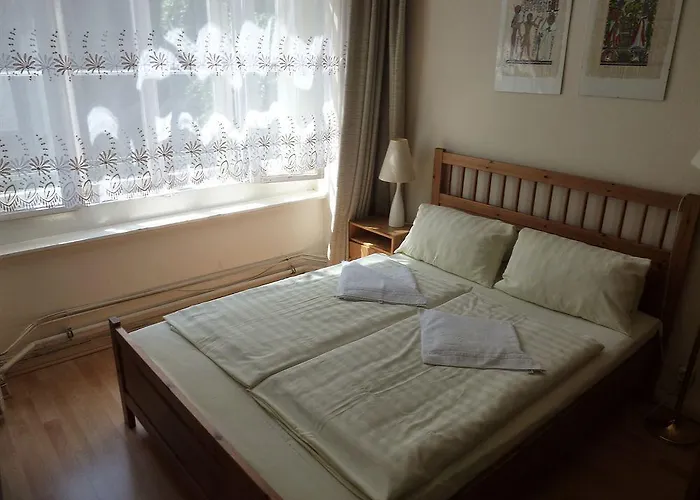 바이제넥거 암 쿠르퓌르스텐담 2* 베를린